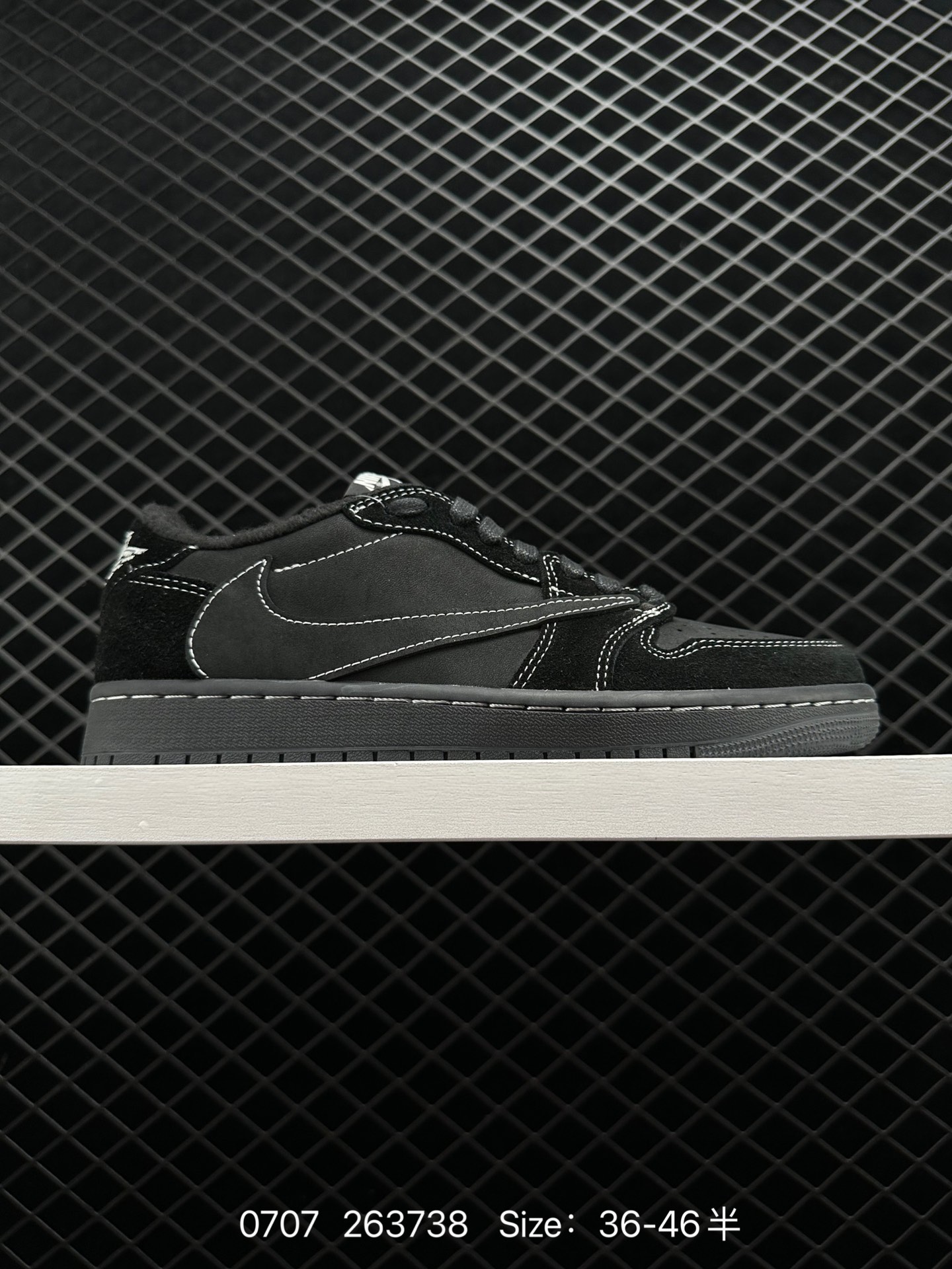 NIKE Air Jordan 1 Low NIKE Air Jordan 1 Low